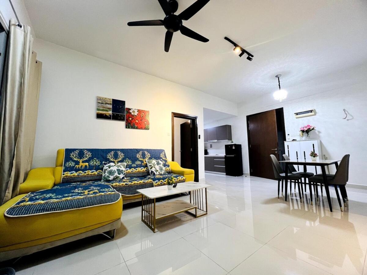 Regalia Upper View By Willow Homes Kuala Lumpur Bilik gambar
